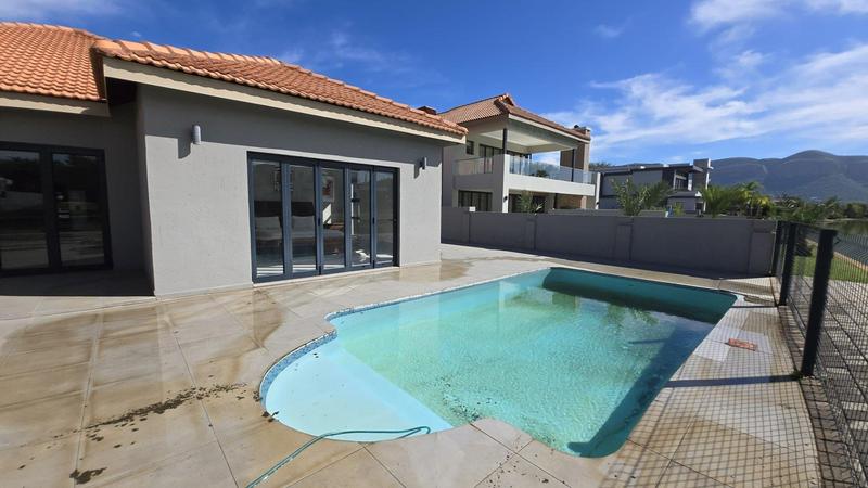 4 Bedroom Property for Sale in The Islands Estates North West